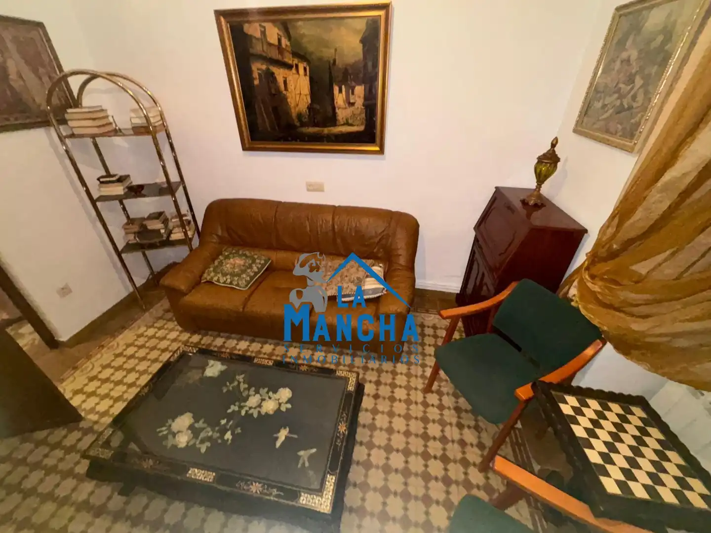 Sala de estar de Casa o chalet en venta en Hoya-Gonzalo con Calefacción, Jardín privado y Amueblado