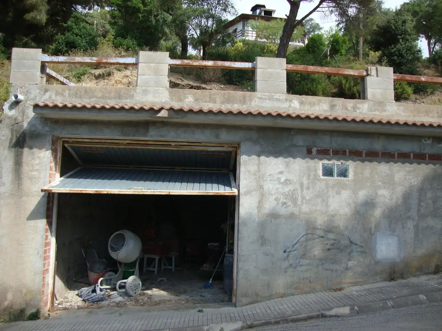 Vista exterior de Garaje en venta en Sant Cebrià de Vallalta