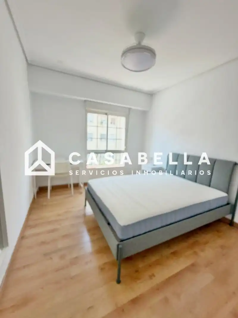 Habitación de Piso de alquiler en Valencia con Aire acondicionado, Calefacción y Terraza