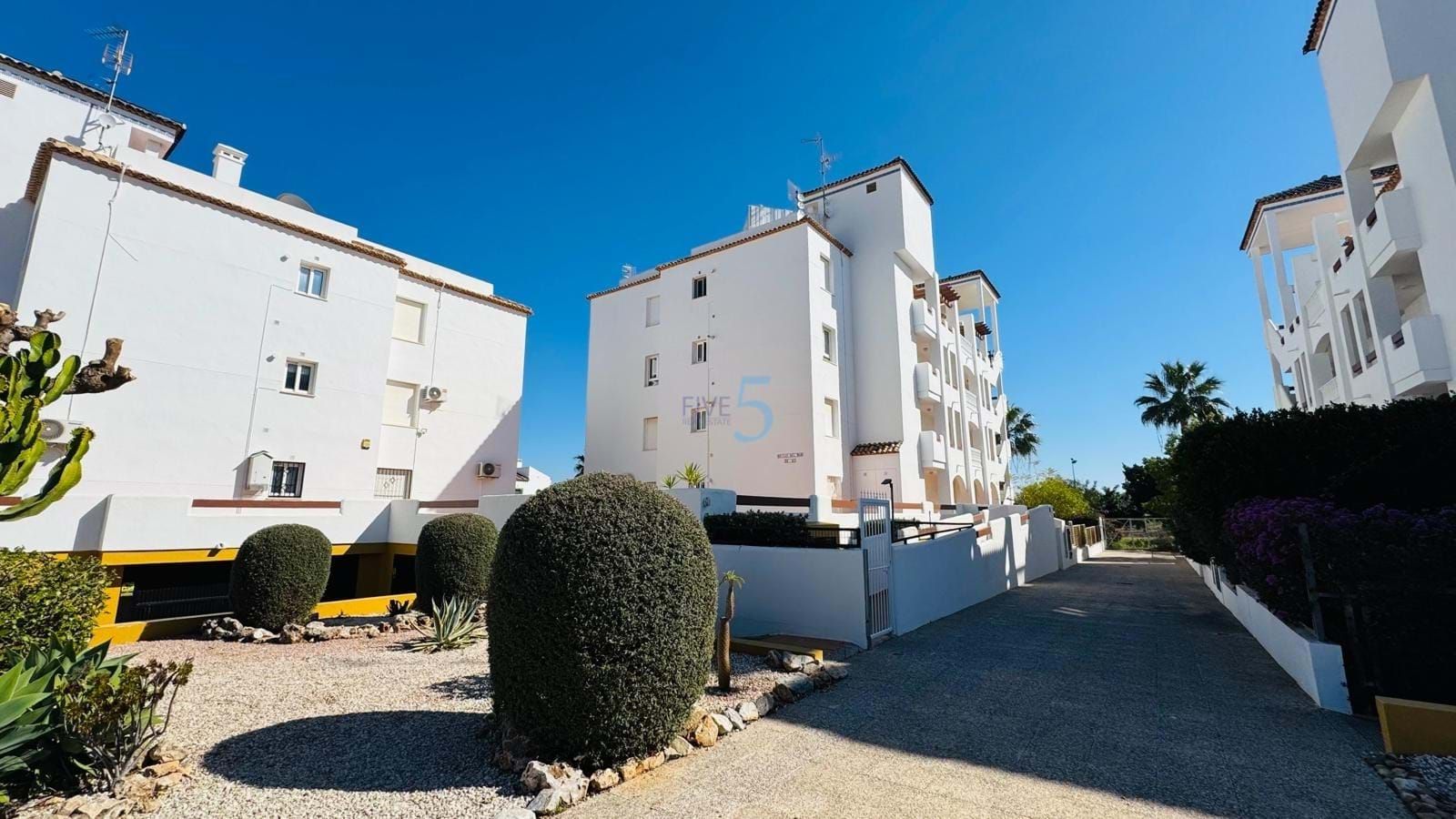 Flat for sale in Calle La Traviata, Los Almendros