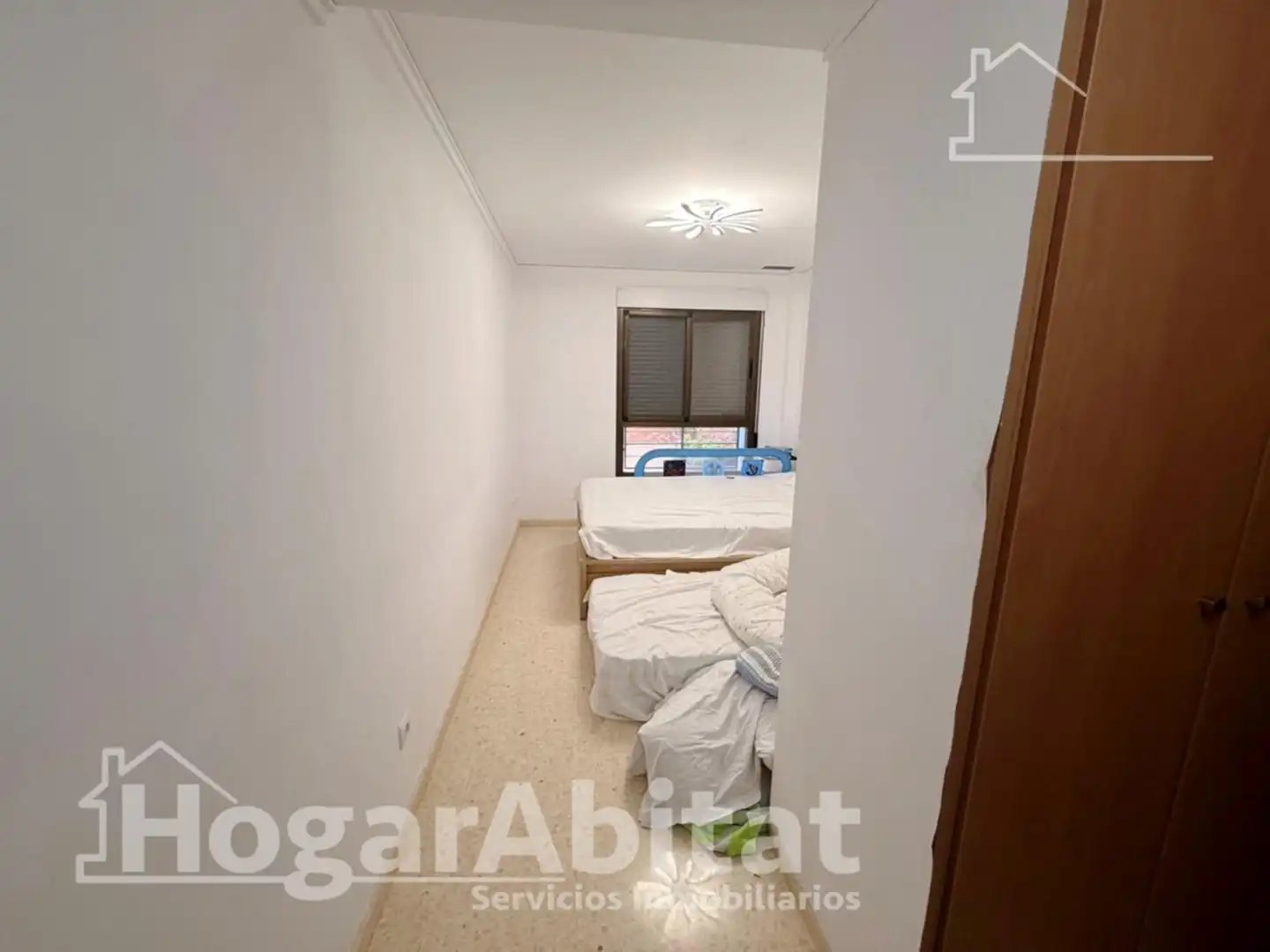Bedroom of Flat for sale in Montserrat  with Air Conditioner, Heating and Terrace