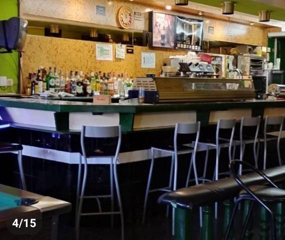 Local comercial en Venta en Argés