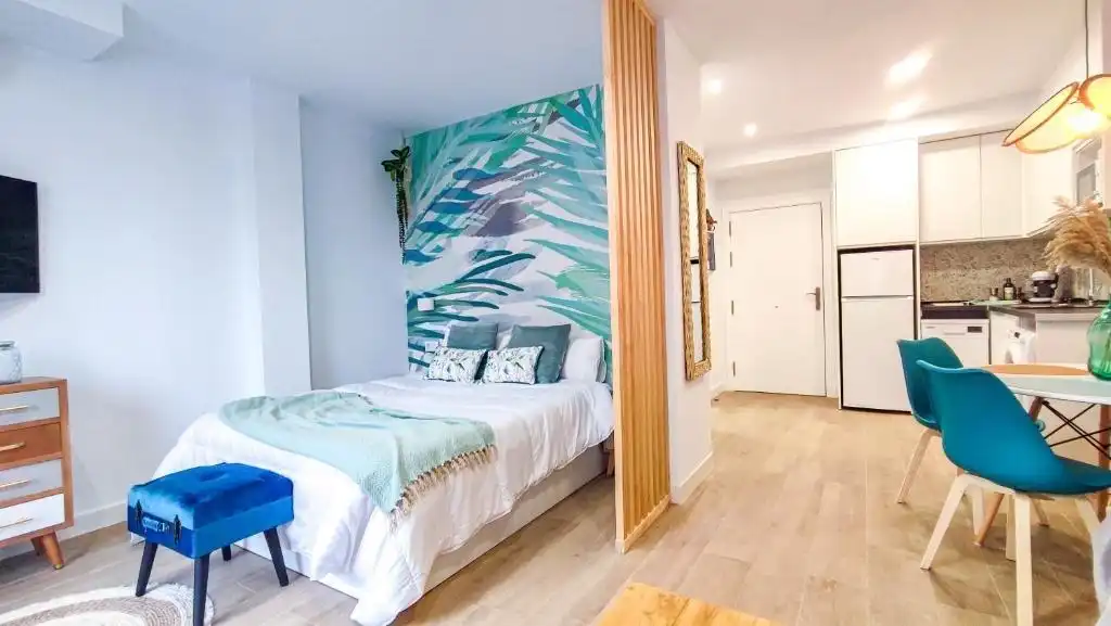 Bedroom of Apartments for sale in Marbella  with Air Conditioner, Heating and Private garden