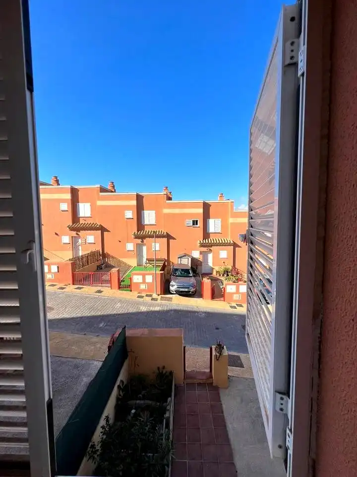 Maison mitoyenne avec piscine à vendre à Avenida Amatista, imagen 5