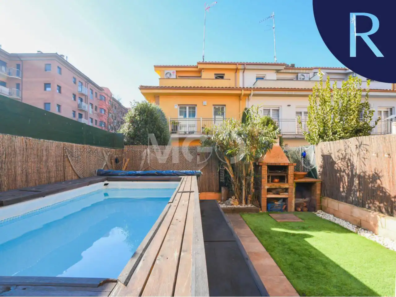 Garden of Houses for sale in Manlleu  with Heating, Private garden and Terrace