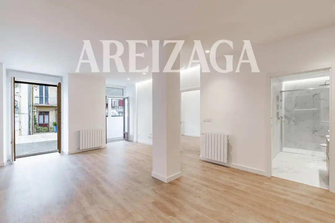Flat for sale in Donostia - San Sebastián   with Heating, Terrace and Balcony