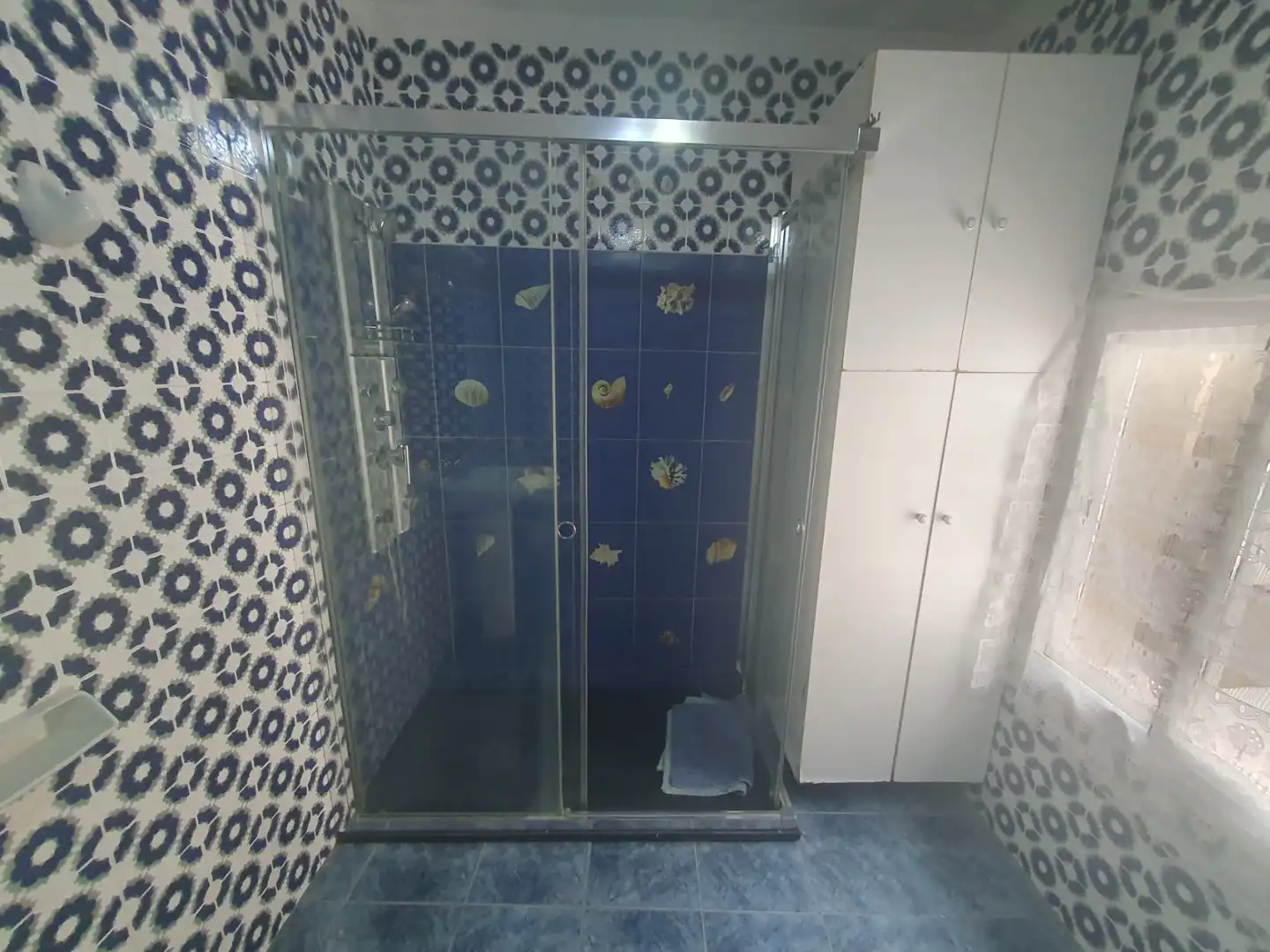 Bany de Casa o xalet de lloguer en Puertollano amb Aire condicionat i Moblat