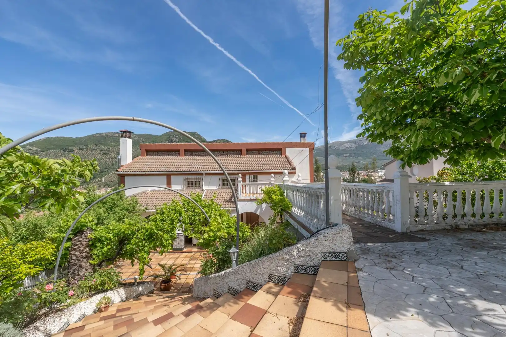 Vista exterior de Casa o chalet en venta en Valdepeñas de Jaén con Aire acondicionado, Calefacción y Jardín privado