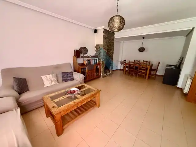Sala de estar de Casa adosada de alquiler en Meco con Aire acondicionado, Calefacción y Parquet