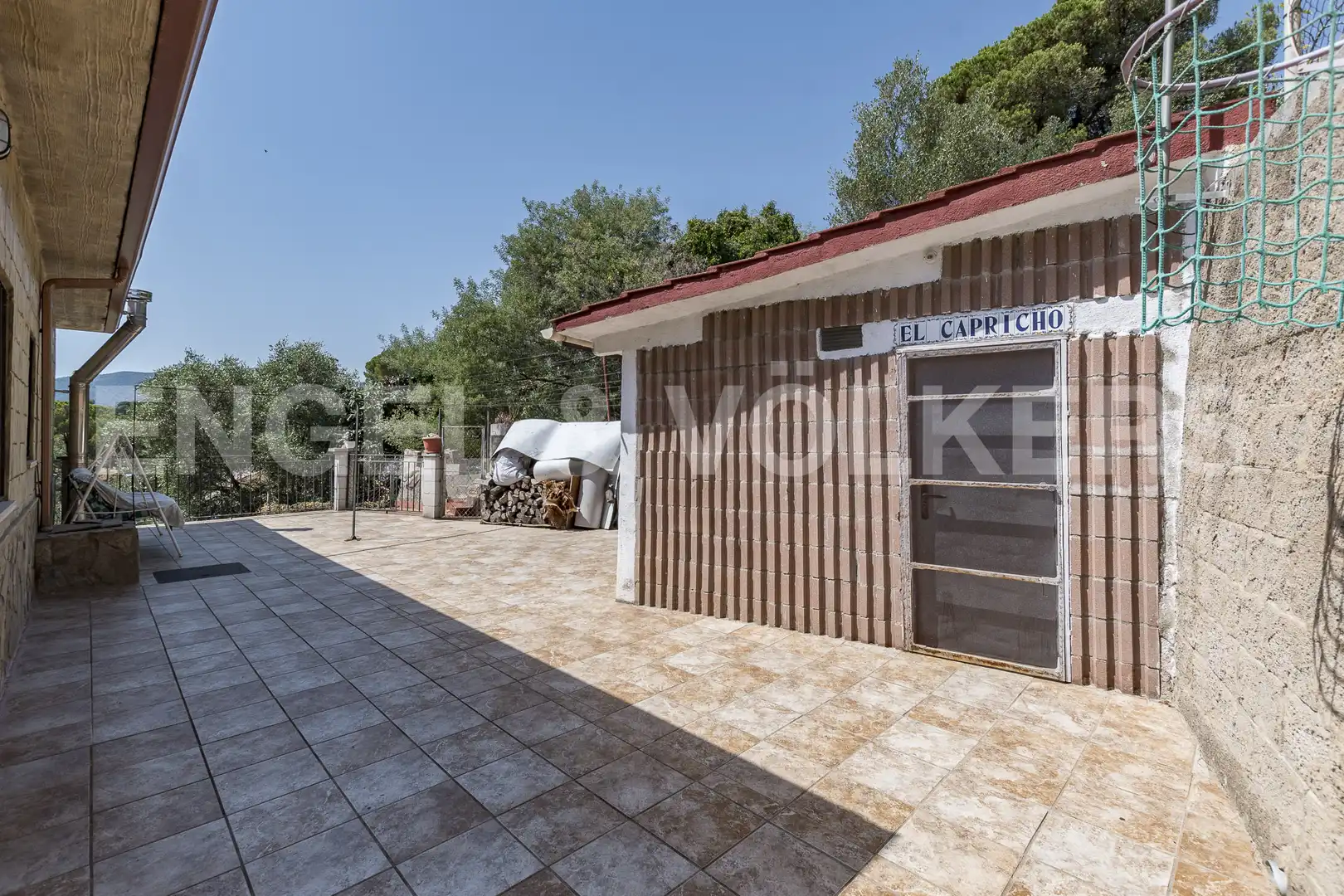 Vista exterior de Casa o xalet en venda en Tordera amb Aire condicionat, Calefacció i Jardí privat