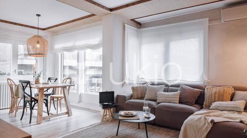 Photo 2 of Apartment to rent in Plaça D'eguilaz, Les Tres Torres, Barcelona