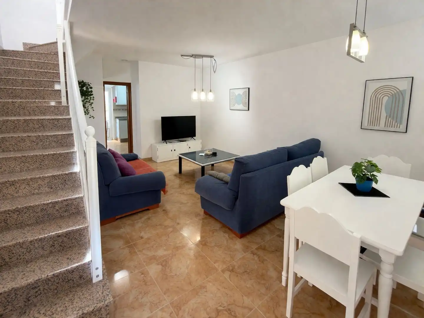 Sala d'estar de Dúplex en venda en Puerto del Rosario amb Terrassa, Traster i Moblat
