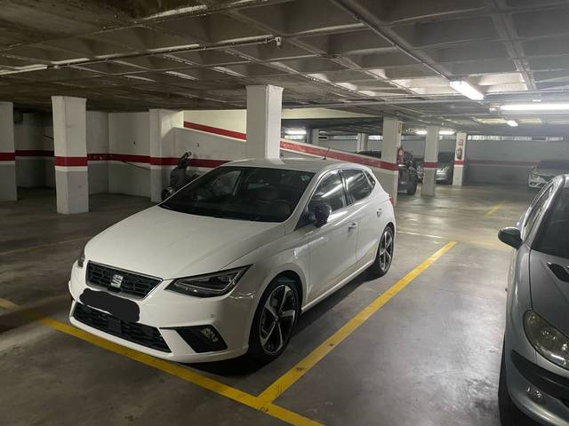 Garaje en Venta en Carrús Este