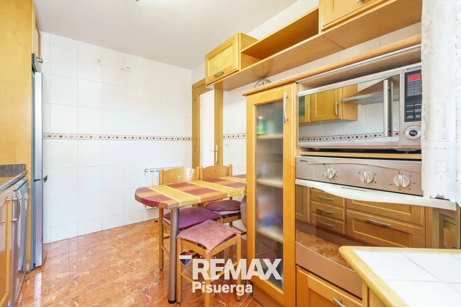 Cuina de Casa o xalet en venda en Valladolid amb Aire condicionat, Calefacció i Terrassa