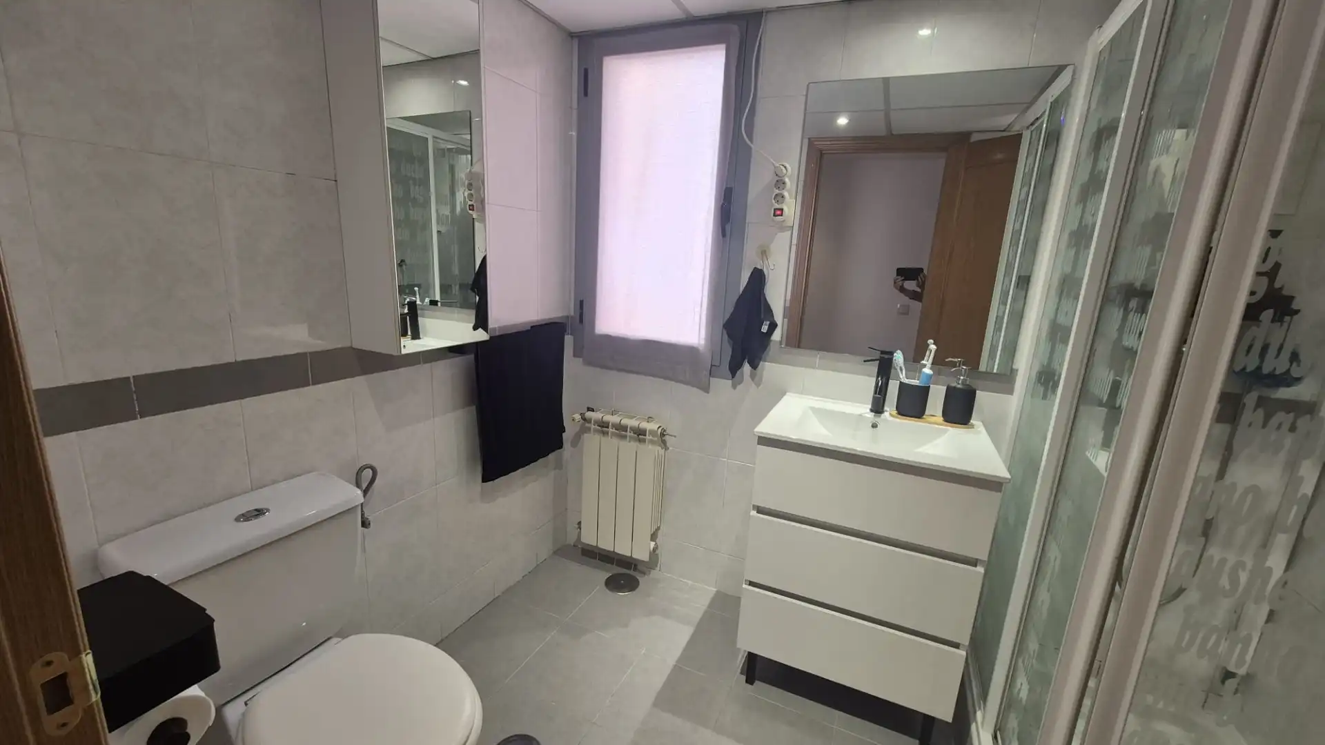 Baño de Piso en venta en Parla con Aire acondicionado, Calefacción y Parquet