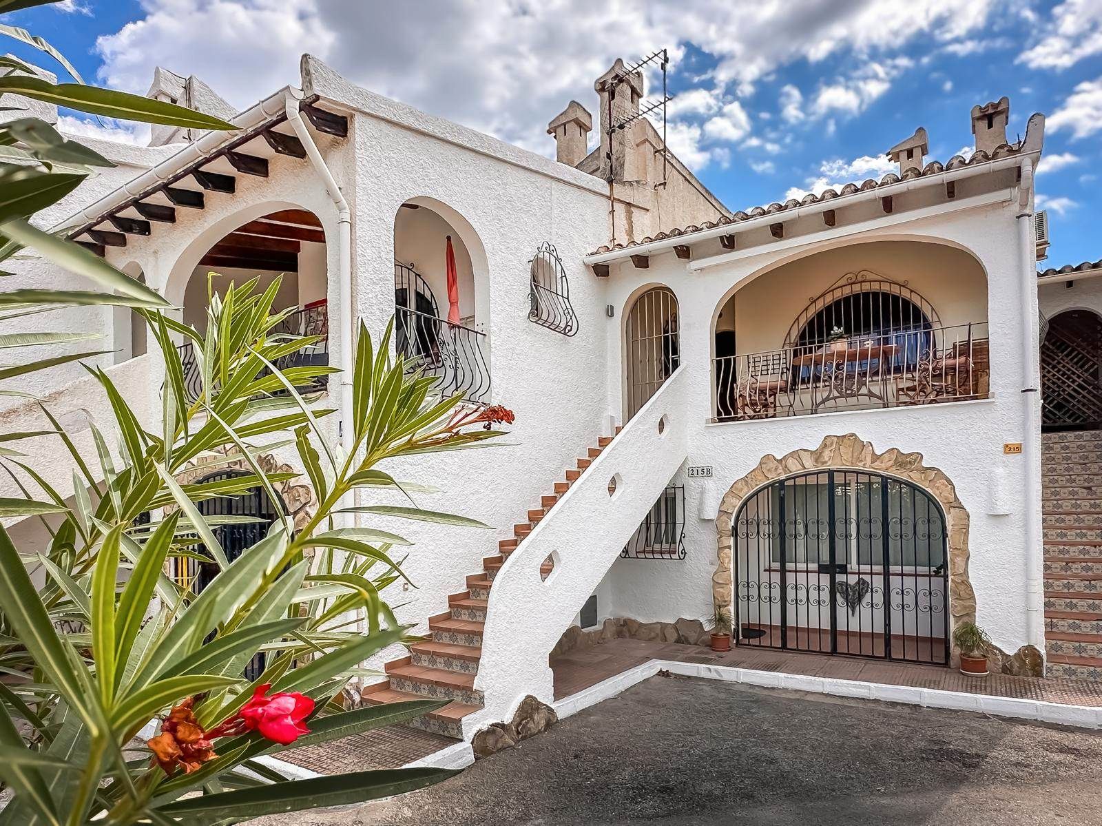 Vista exterior de Apartamento en venta en Moraira con Aire acondicionado y Terraza