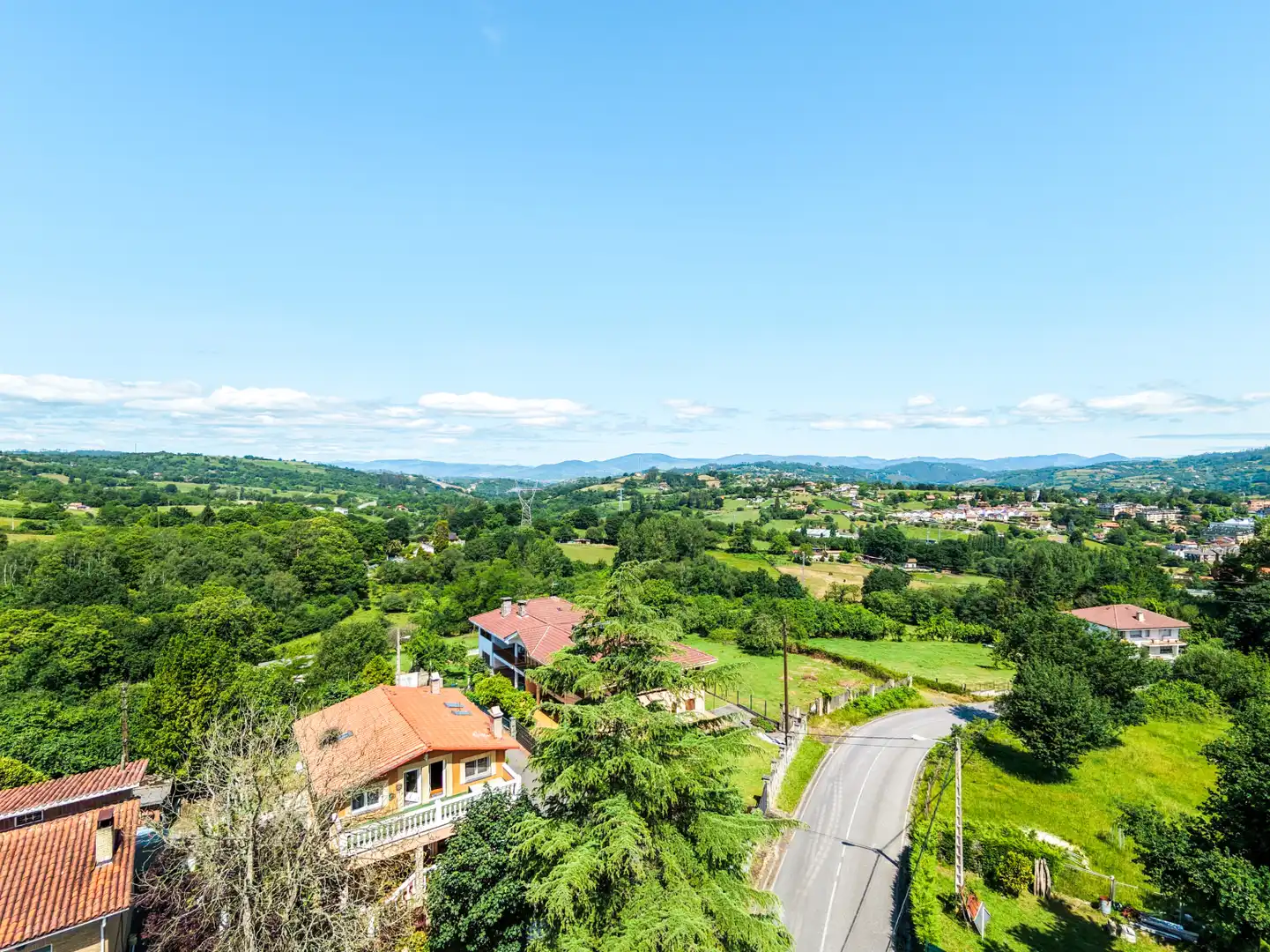 Casa o xalet en venda a Salesas - Foncalada - Campoamor