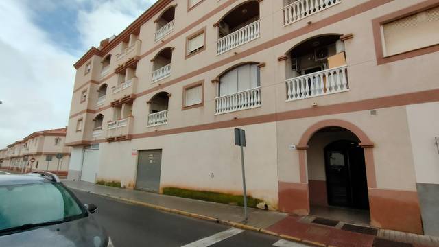 Piso en Venta en Calle Julio Cesar, 136 en Plaza de la Luz