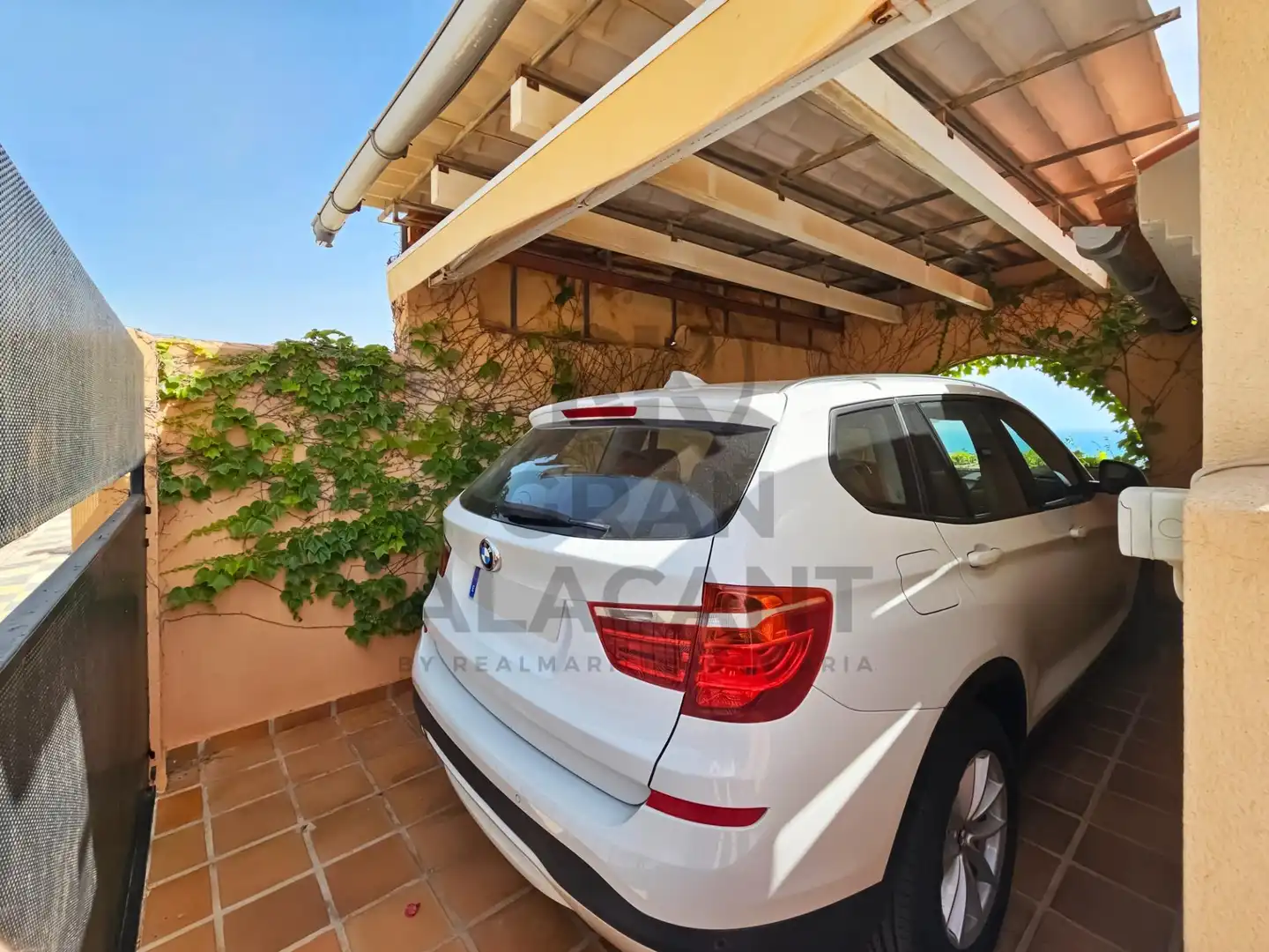 Terrassa de Casa o xalet en venda en Santa Pola amb Aire condicionat, Calefacció i Jardí privat