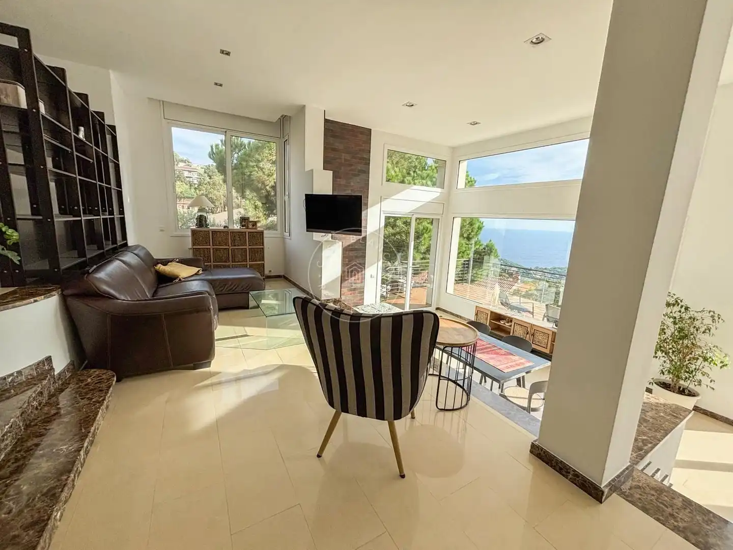 Sala de estar de Casa o chalet en venta en Lloret de Mar con Aire acondicionado, Calefacción y Jardín privado