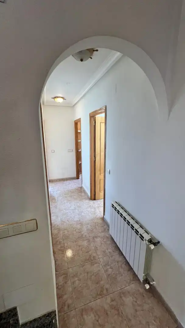 Casa adosada en venda en Torrevieja amb Calefacció, Jardí privat i Moblat