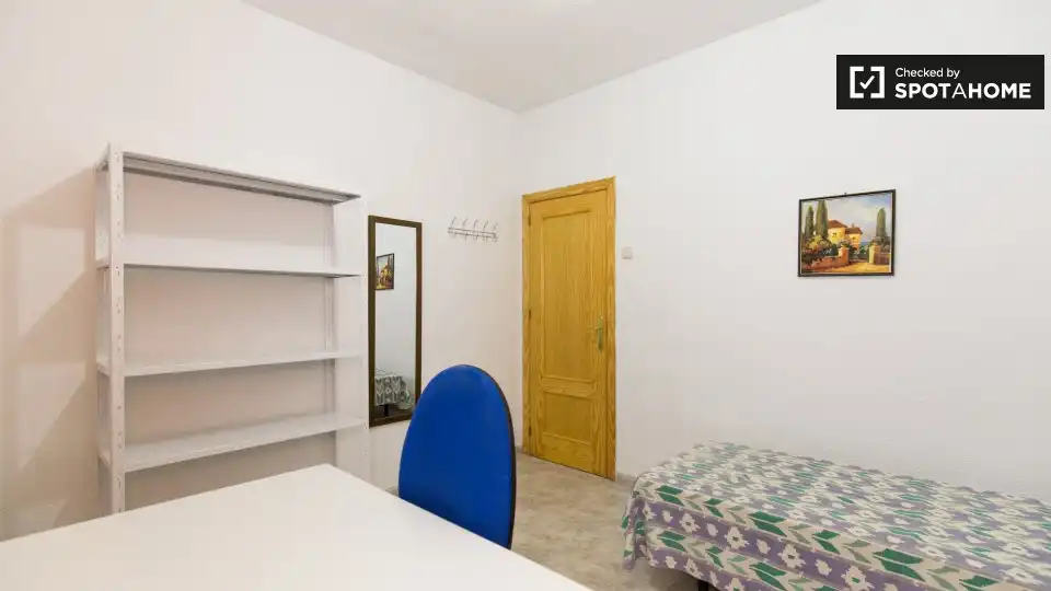 Habitación en Camino de Ronda