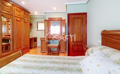 Bedroom of Single-family semi-detached for sale in Laviana  with Heating