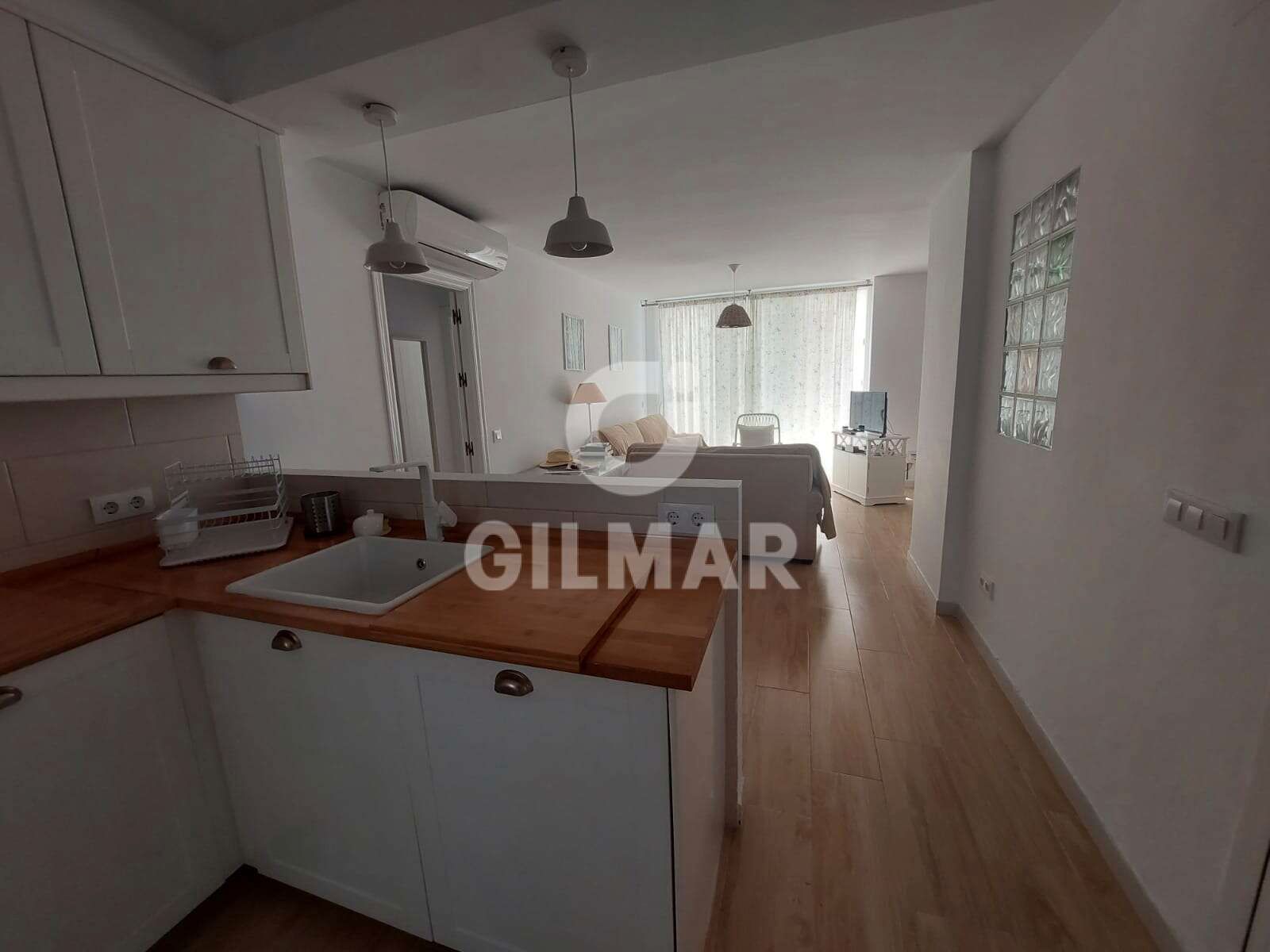 Bedroom of Flat to rent in El Puerto de Santa María  with Air Conditioner, Heating and Terrace