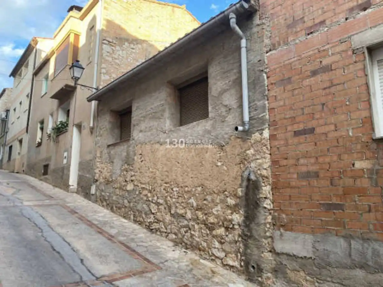 Exterior view of Houses for sale in El Pinell de Brai
