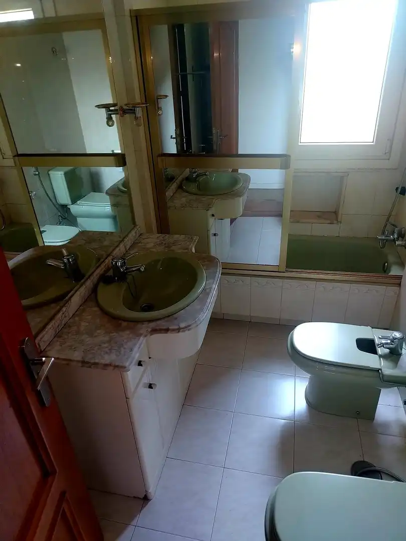 Bathroom of Flat for sale in San Sebastián de los Reyes  with Air Conditioner, Heating and Terrace