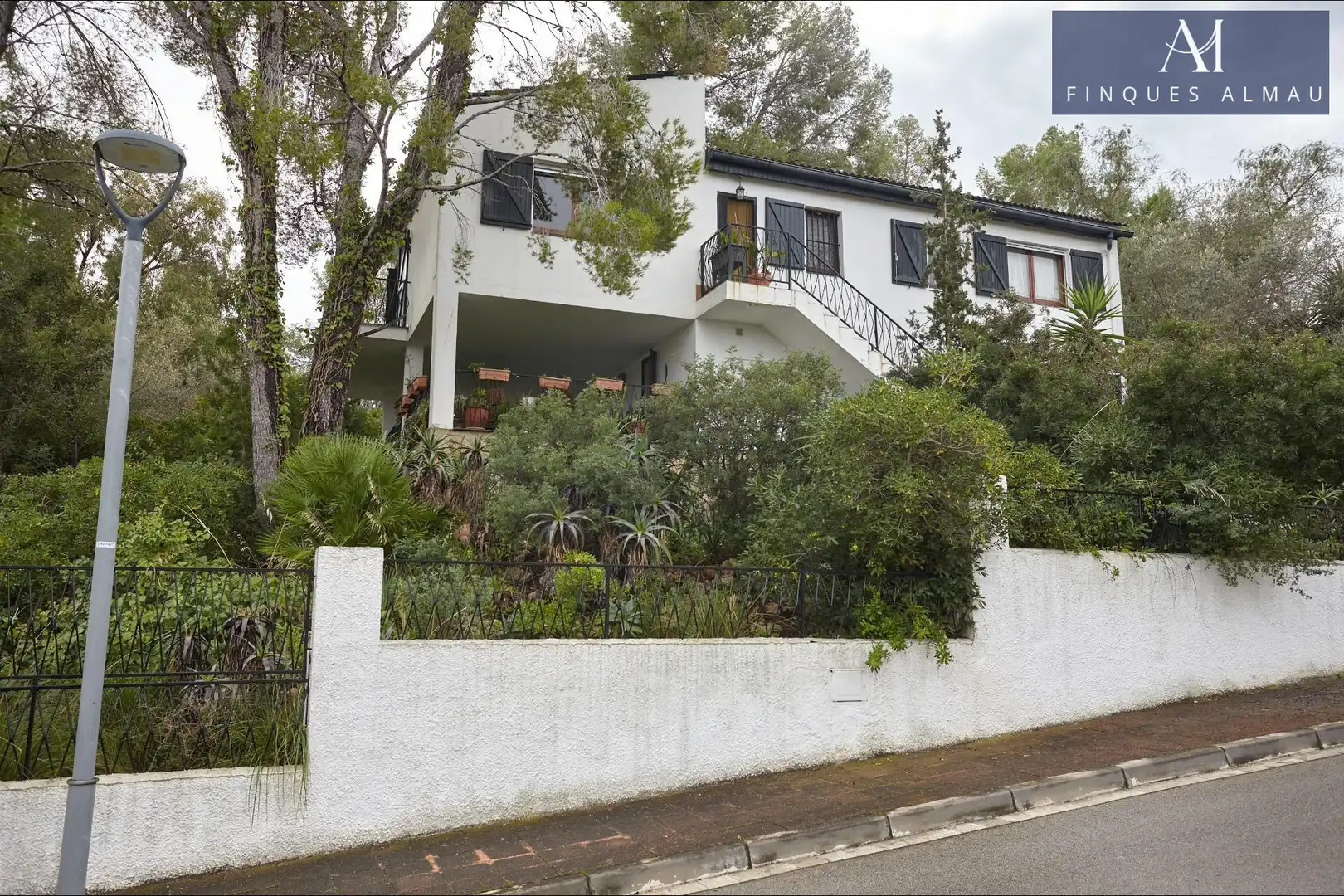 Vista exterior de Casa o chalet en venta en Sant Pere de Ribes con Calefacción, Jardín privado y Trastero