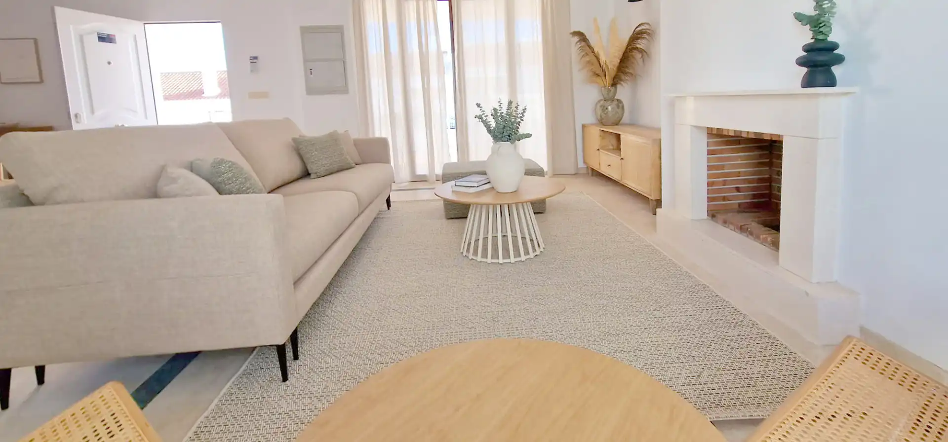 Sala de estar de Casa adosada en venta en Casares con Jardín privado, Terraza y Trastero