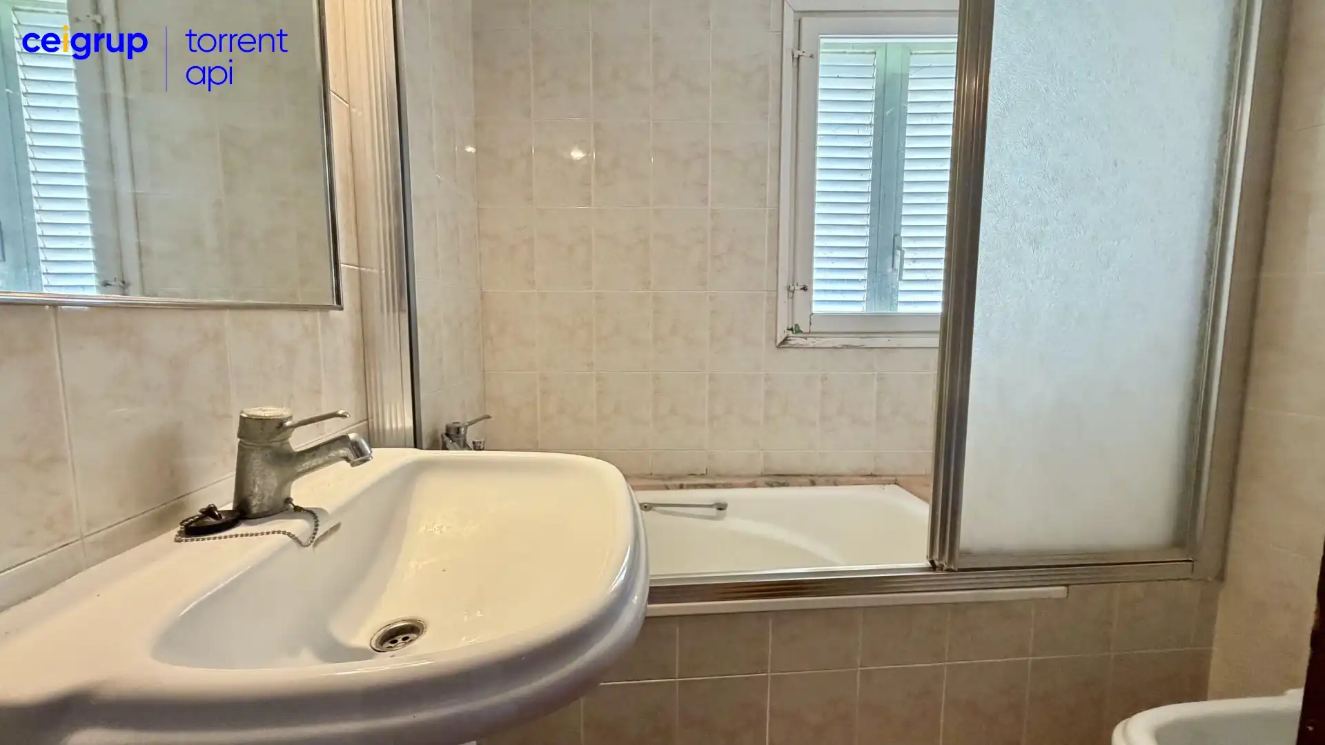 Baño de Casa o chalet en venta en Serra de Daró con Calefacción, Terraza y Balcón