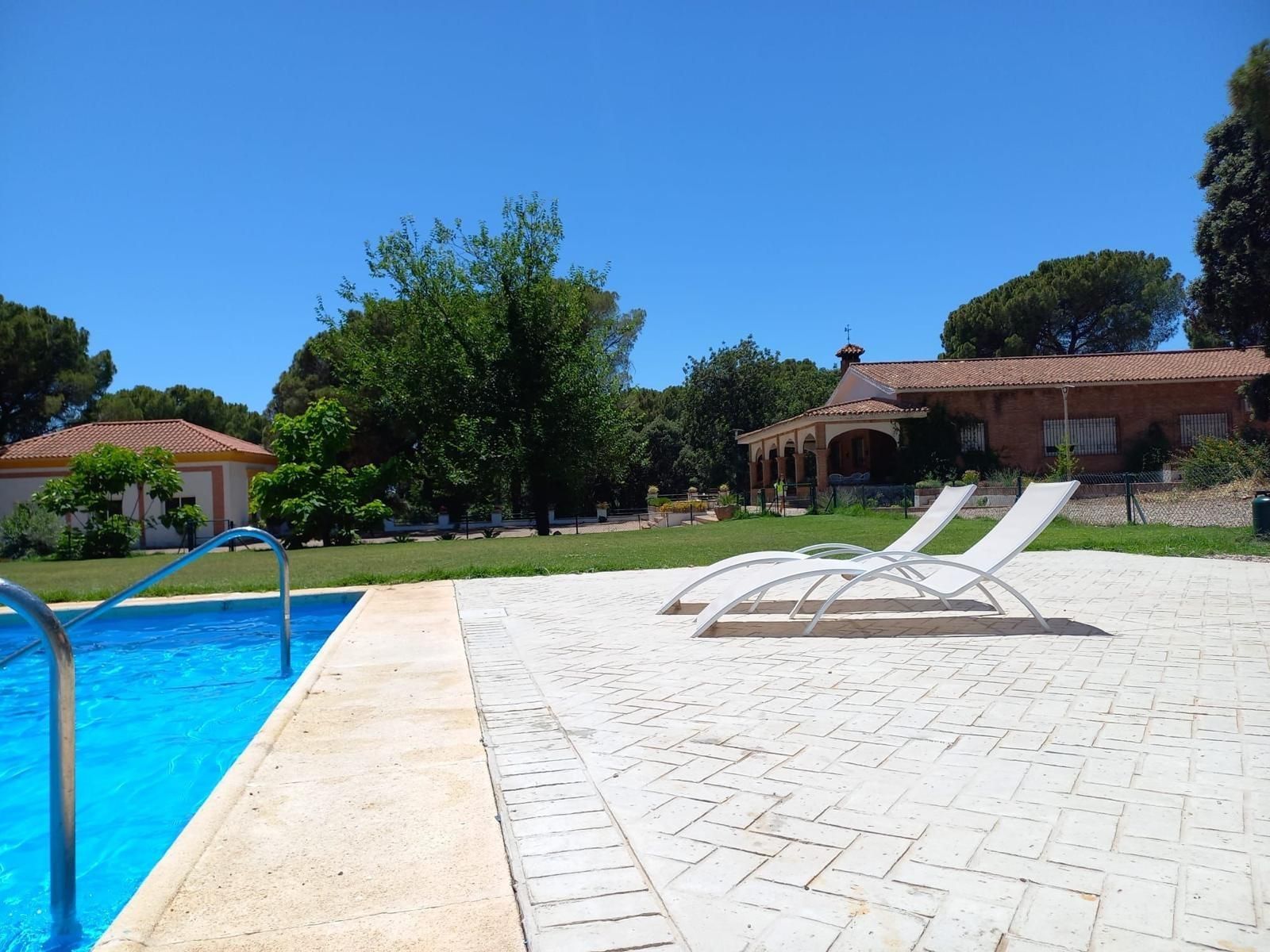 Jardí de Casa o xalet en venda en  Córdoba Capital amb Aire condicionat, Calefacció i Jardí privat