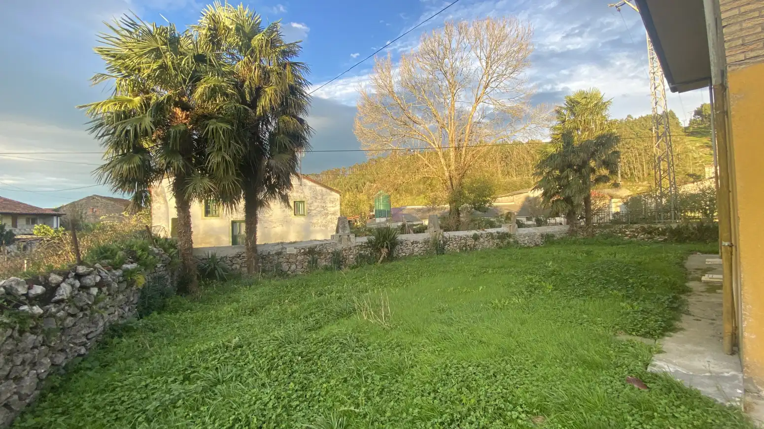 Casa o chalet en venta en Hazas de Cesto con Jardín privado, Trastero y Amueblado