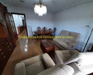 Living room of Flat for sale in Salamanca Capital  with Heating and Furnished