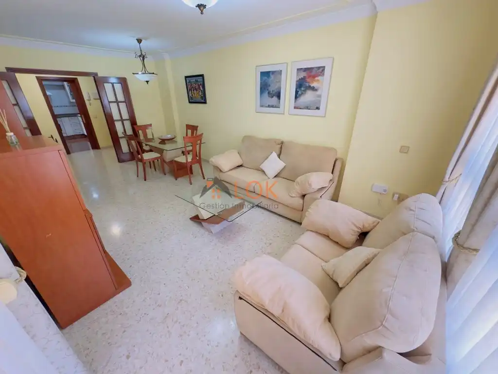 Sala d'estar de Pis en venda en Málaga amb Aire condicionat i Terrassa