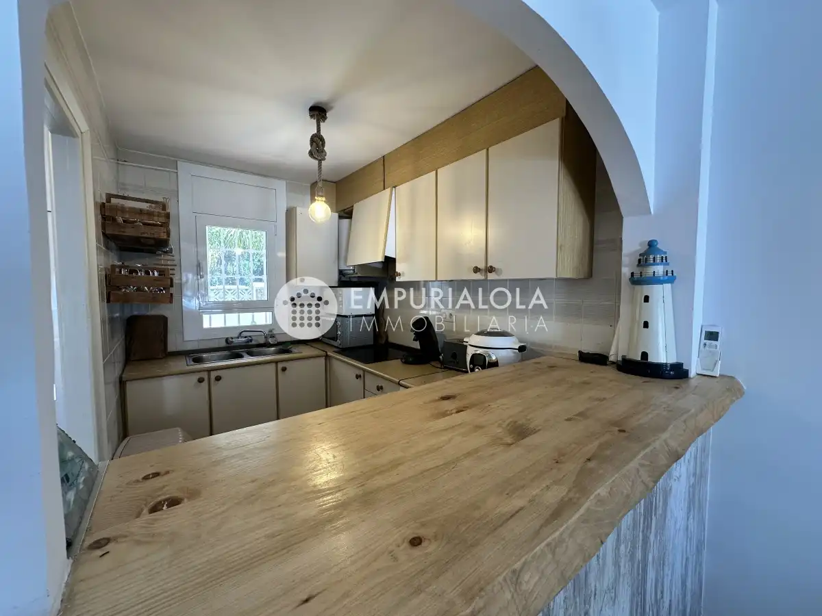 Cocina de Casa o chalet en venta en Empuriabrava con Aire acondicionado, Piscina y Amueblado