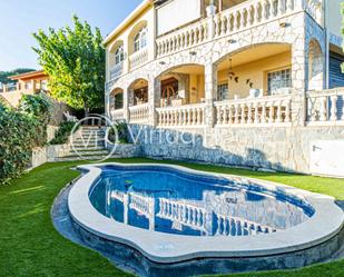 Vista exterior de Casa o xalet en venda en Tordera amb Calefacció, Jardí privat i Terrassa