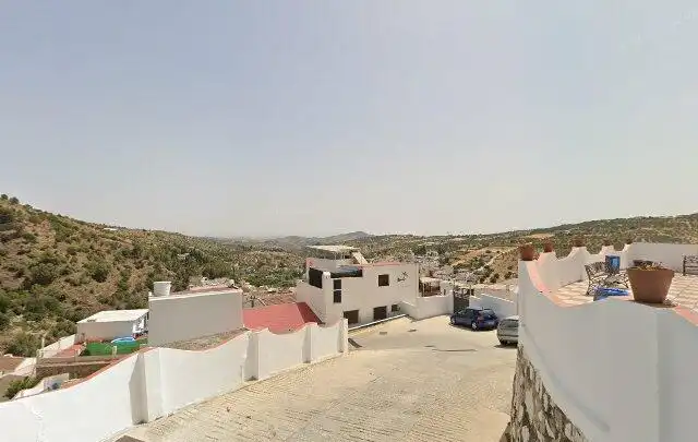 Vista exterior de Casa o xalet en venda en Tolox amb Balcó