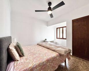 Bedroom of Flat to share in  Palma de Mallorca  with Air Conditioner, Heating and Terrace