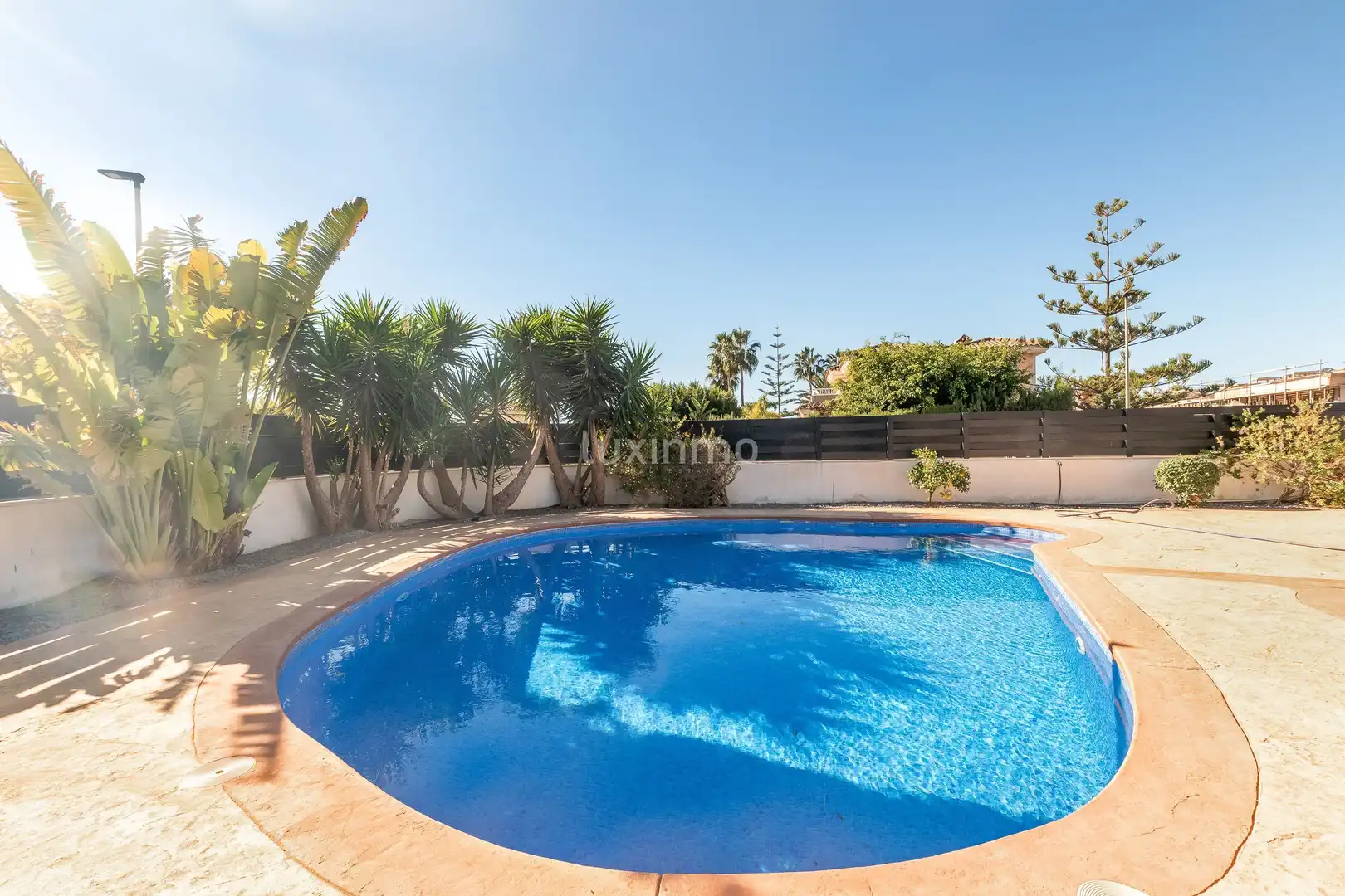 Swimming pool of Houses for sale in L'Alfàs del Pi  with Air Conditioner, Terrace and Storage room