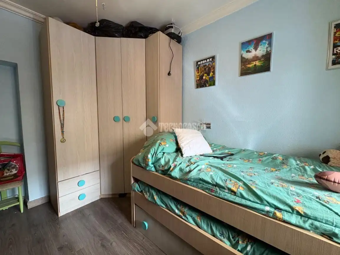 Habitación de Piso en venta en Jaén con Aire acondicionado