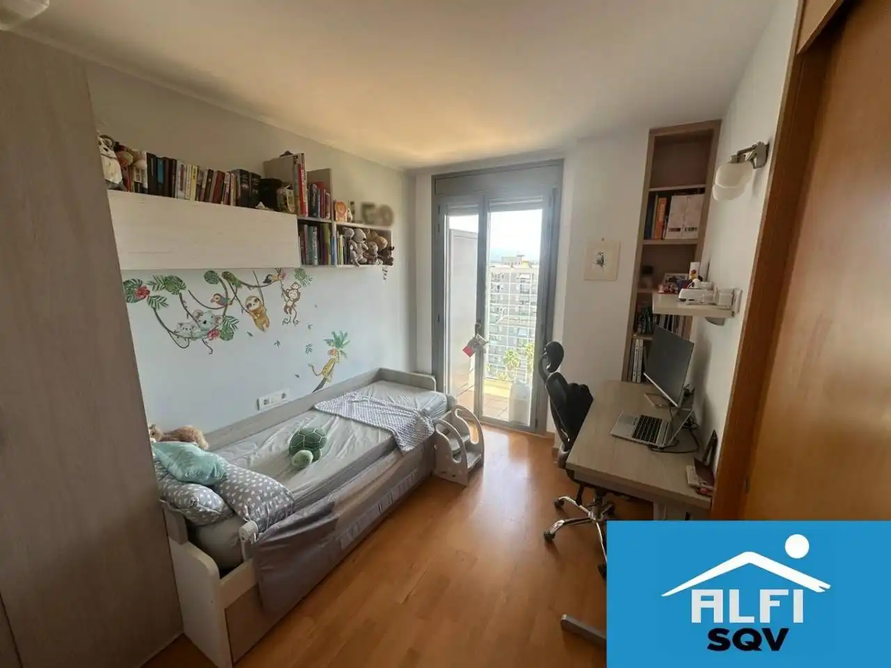 Habitación de Ático en venta en Barberà del Vallès con Aire acondicionado, Calefacción y Parquet