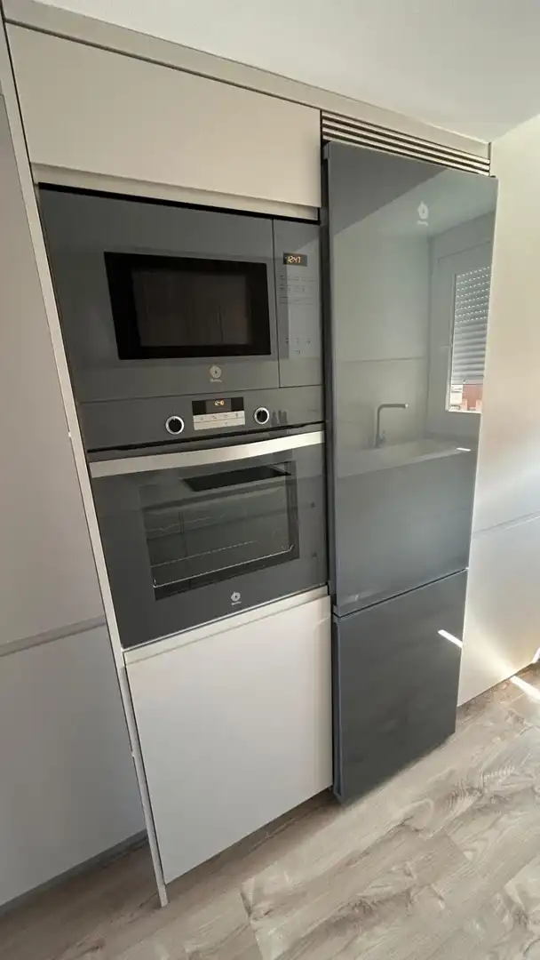 Kitchen of Flat for sale in Sevilla  with Air Conditioner and Terrace