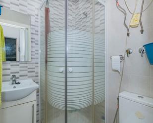 Bathroom of Flat for sale in  Granada Capital