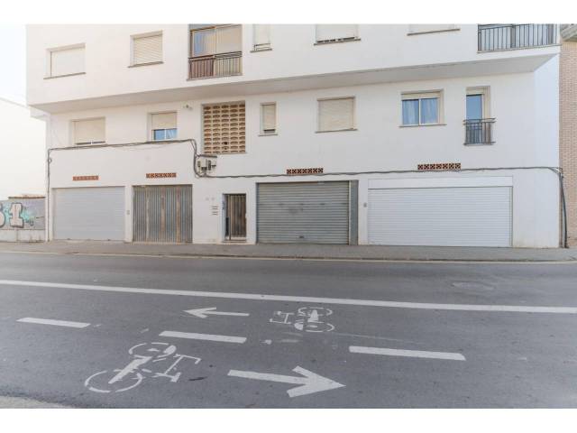 Piso en Venta en Calle San Dionisio en Barri Vell