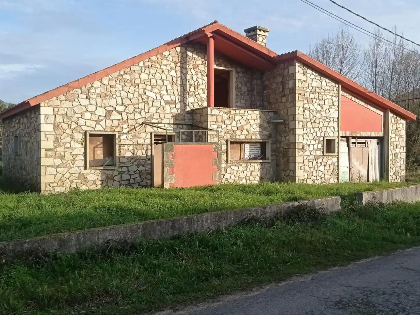 Vista exterior de Casa o chalet en venta en O Rosal  , Pontevedra