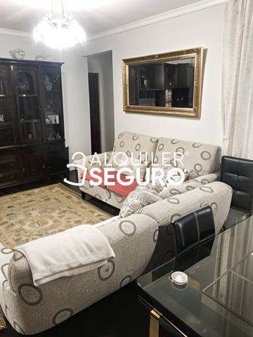 Piso en Alquiler en Cardenal Cisnero  en Zona Rural