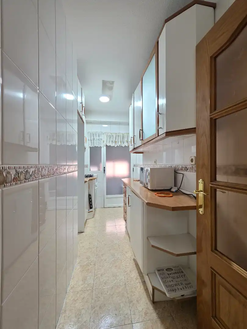 Flat for rent in Calle de Aguilón, Chopera